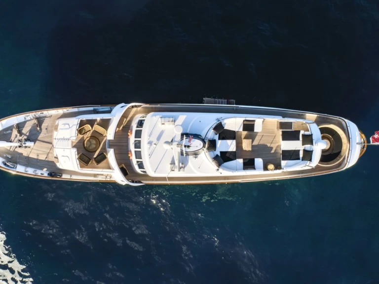 Louez un Azimut Sounion II à Álimos