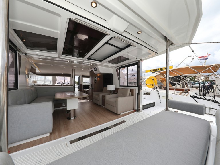 Location bateau Bali Bali 4.2 à Sveti Filip i Jakov sur Samboat