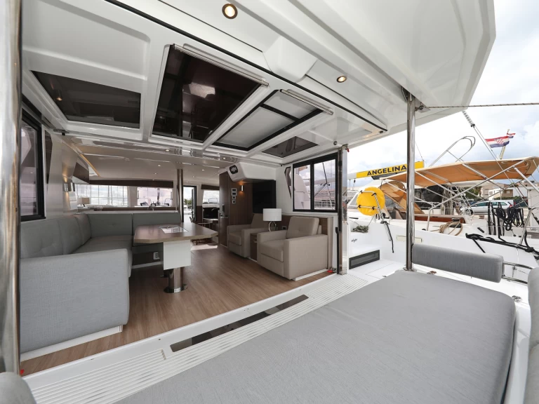 Location bateau Bali Bali 4.2 à Sveti Filip i Jakov sur Samboat