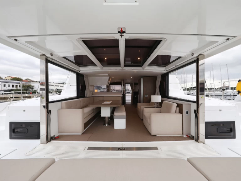 Louez un Bali Bali 4.4 à Rogoznica