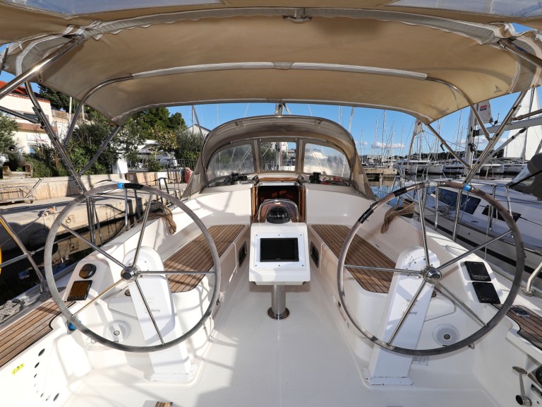 Location bateau Bavaria Cruiser 37 à Biograd na Moru sur Samboat