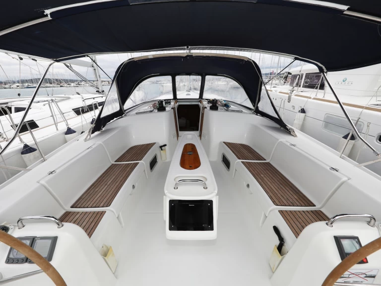 Location Voilier à Sveti Filip i Jakov - Bénéteau Cyclades 50.5