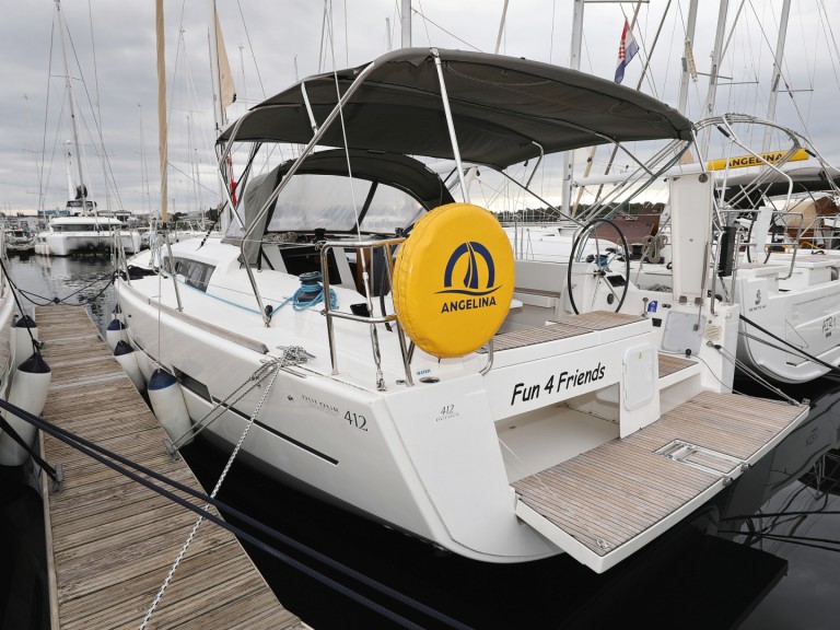 Dufour Dufour 412 Grand Large a louer à Primošten