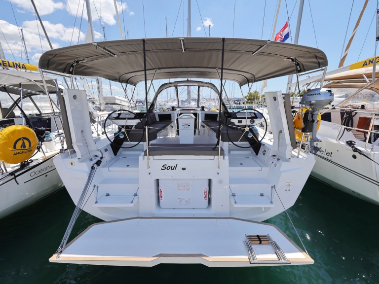 Location bateau Dufour Dufour 44 à Sveti Filip i Jakov sur Samboat