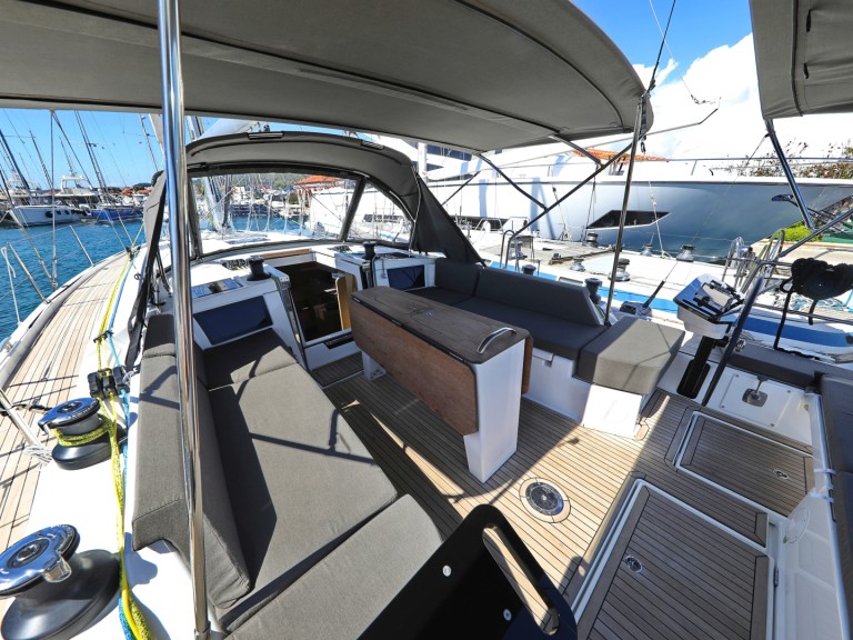 Louez un Dufour Dufour 44 à Biograd na Moru