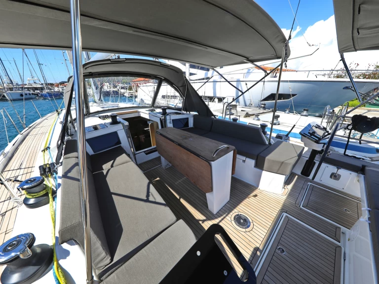 Louez un Dufour Dufour 44 à Biograd na Moru