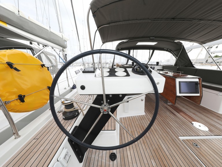 Location à Sveti Filip i Jakov - Dufour Dufour 470 sur SamBoat