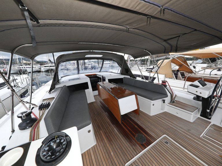 Location Voilier à Sibenik - Dufour Dufour 470