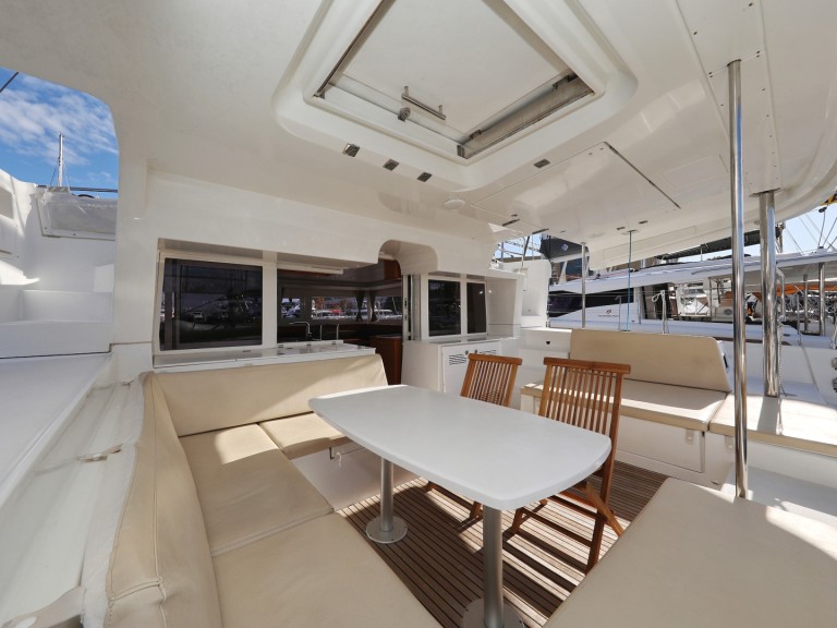 Location Catamaran Lagoon avec permis