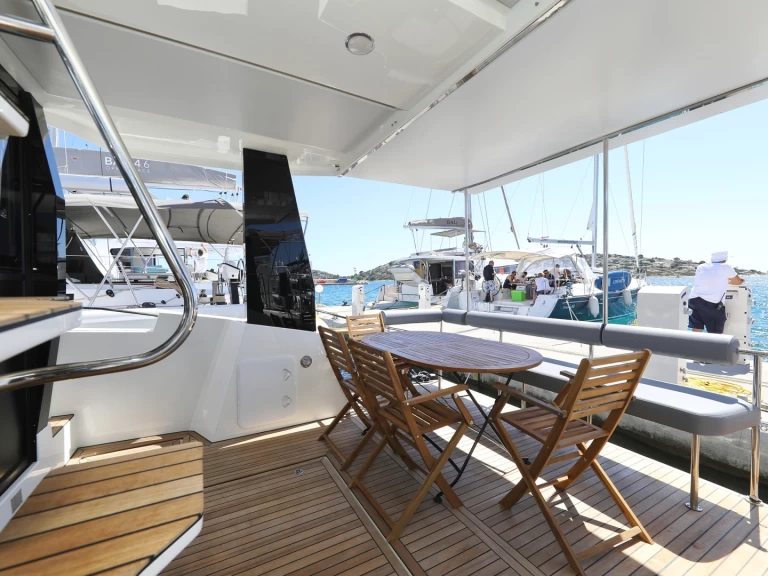 Yacht à louer à Sibenik au meilleur prix