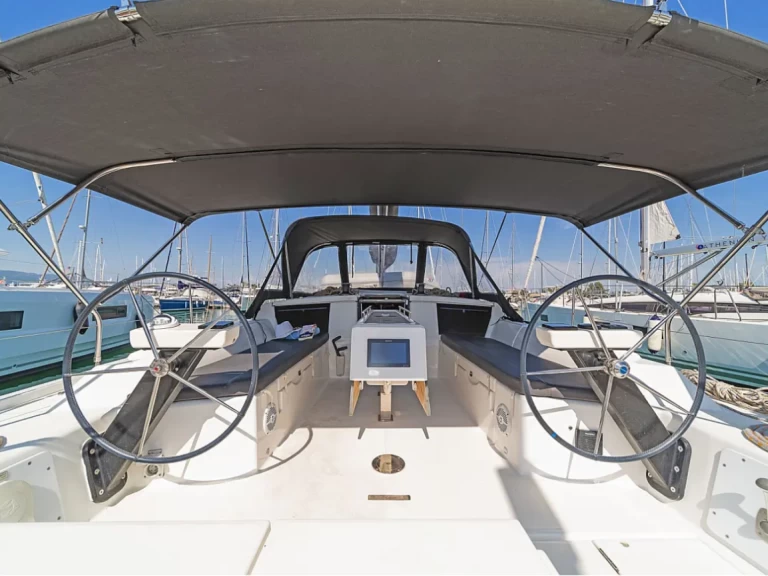 Location bateau Dufour Dufour 430 à Ávdira sur Samboat