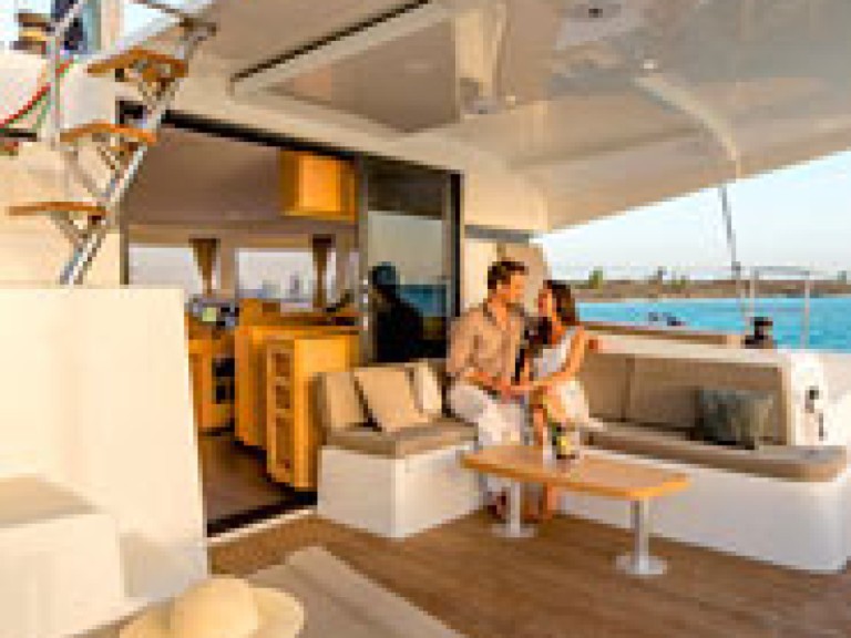 Location Catamaran Lagoon avec permis