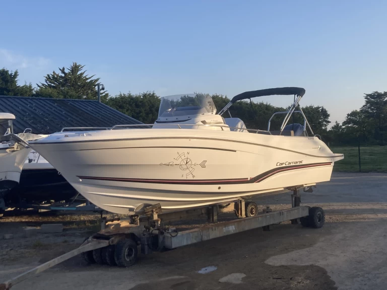 Location à Arzon - Jeanneau Cap Camarat 7.5 CC sur SamBoat
