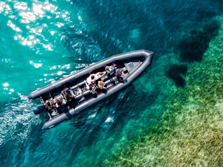 Louez un Narwhal Fast 900 à Cannes