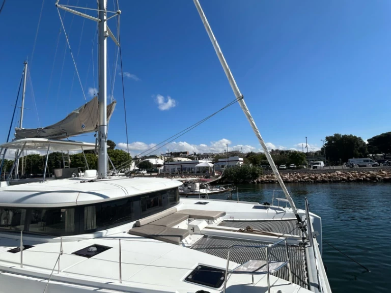Location Catamaran Lagoon avec permis