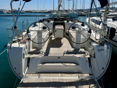 Ein Bavaria Cruiser 45 mieten in Sukošan