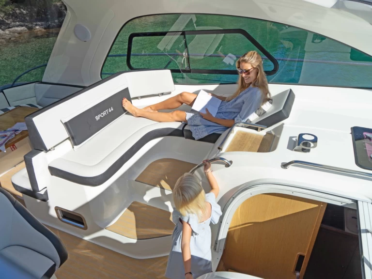 Location bateau Bavaria Bavaria Sport 44 HT à Sukošan sur Samboat