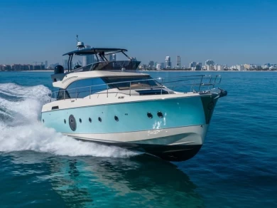 Pronájem lodi Dubai Marina lákavé ceny Sunseeker 60