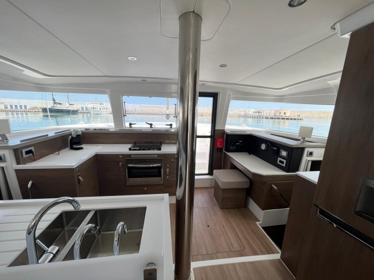 Location Catamaran à Capo d'Orlando - Bali Bali 4.2