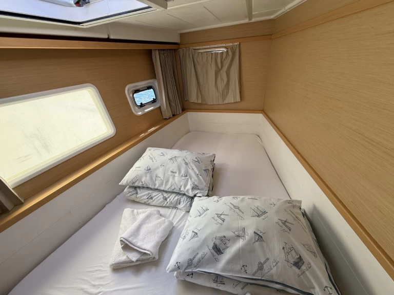 Louez un Lagoon Lagoon 39 à Lávrio