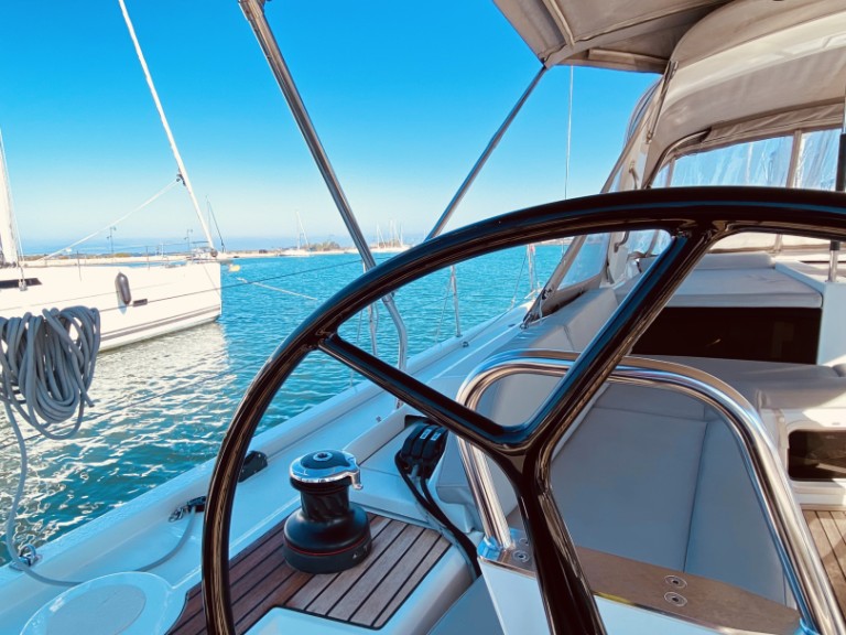 Louer Voilier avec ou sans skipper Bénéteau à Lefkáda