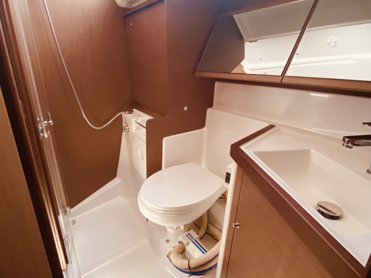 Location Voilier Bénéteau avec permis