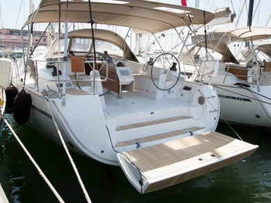 Sailboat hire in Olbia - Bavaria Cruiser 51