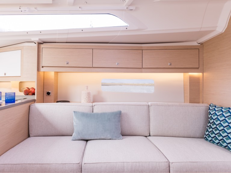 Location bateau Lefkáda pas cher Dufour 37