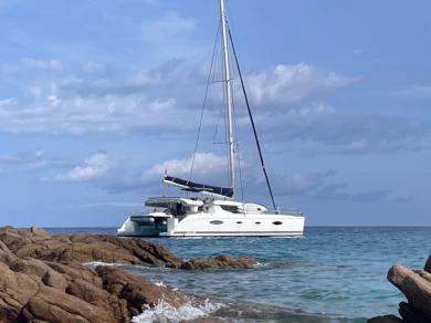 Location bateau Fountaine Pajot Salina 48 Evolution à Porto-Vecchio sur Samboat