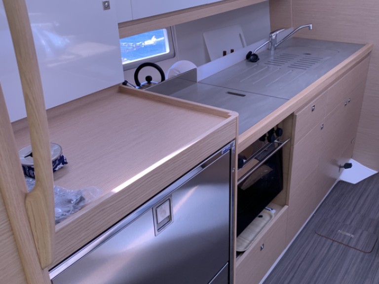 Location à Rhodes (Ville) - Dufour Dufour 390 Grand Large sur SamBoat