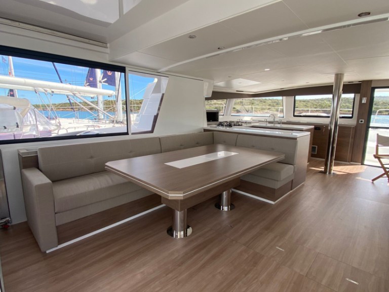 Bali Bali 5.4 a louer à Golfo Aranci