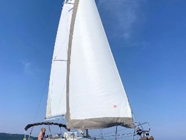 Louez un Bavaria Cruiser 33 à Vlychó