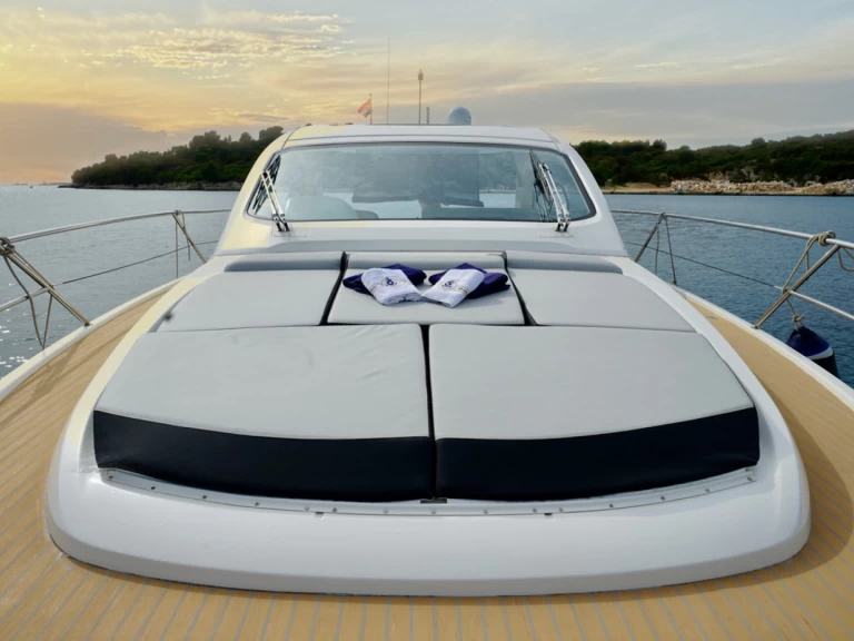 Location bateau Bavaria Bavaria Sport 44 HT à Sukošan sur Samboat