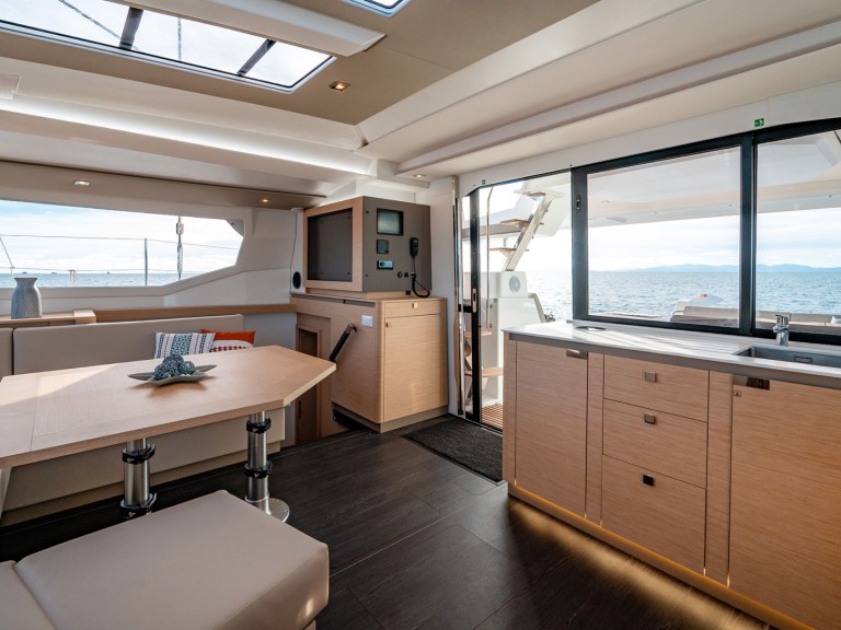 Location à Castellammare di Stabia - Fountaine Pajot Tanna 47 sur SamBoat