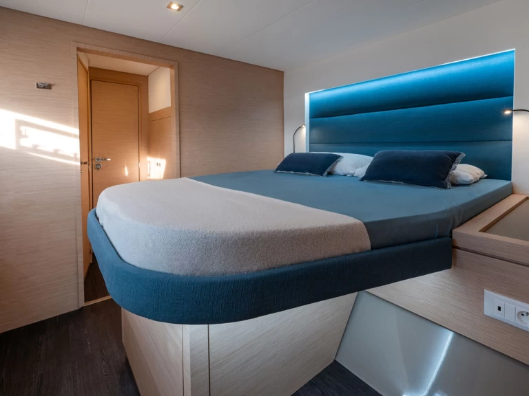 Louer Catamaran avec ou sans skipper Fountaine Pajot à Castellammare di Stabia