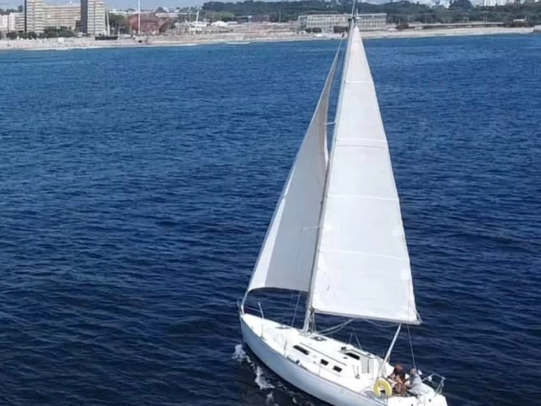 Location bateau Dufour Dufour 32 à Leça da Palmeira sur Samboat