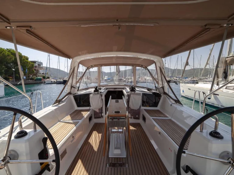 Louez un Bénéteau Oceanis 41.1 à Orhaniye