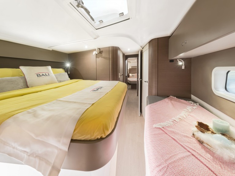 Location bateau Capo d'Orlando pas cher Bali Catspace 2025