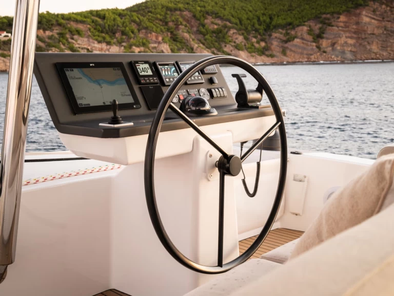 Location bateau Provincia di Sassari pas cher Bali 5.8