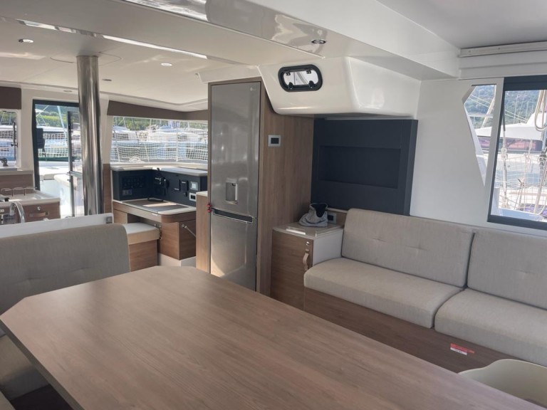 Location bateau Bali Bali 4.2 à Capo d'Orlando sur Samboat