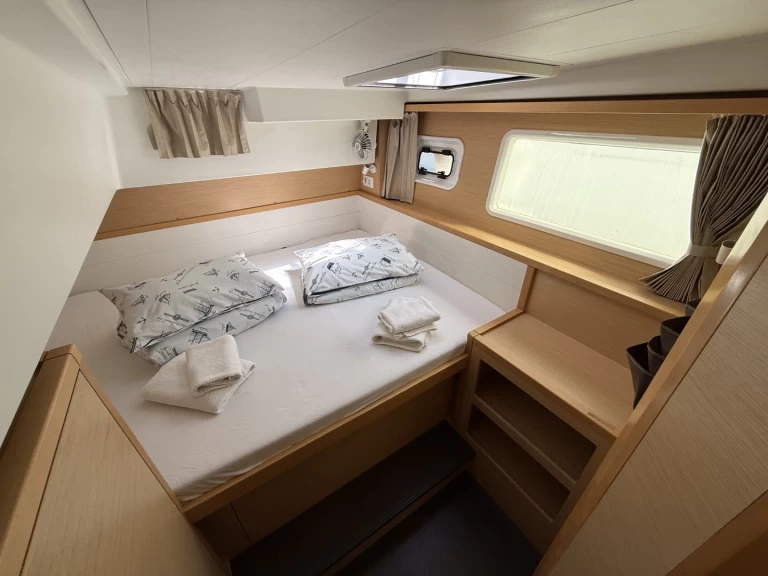 Location à Lávrio - Lagoon Lagoon 39 sur SamBoat