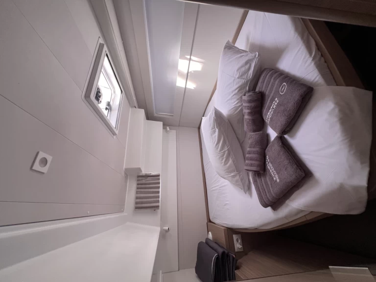 Lagoon Lagoon 40 a louer à Gouviá