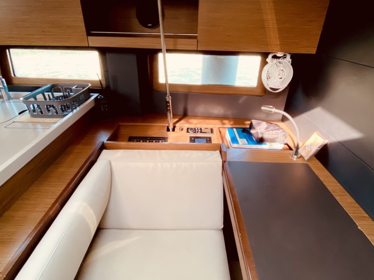 Location bateau Lefkáda pas cher Beneteau Oceanis 51.1