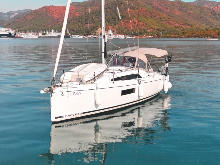 Louez un Bénéteau Oceanis 30.1 à Marmaris