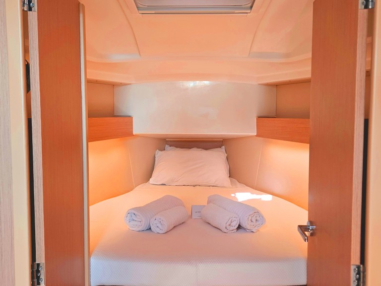 Location bateau Marmaris pas cher Oceanis 30.1