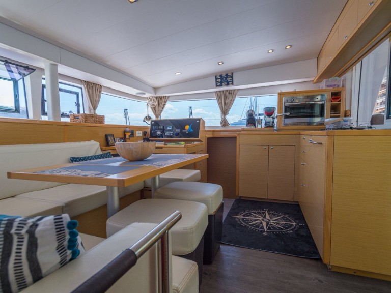 Lagoon Lagoon 400 S2 a louer à Volos