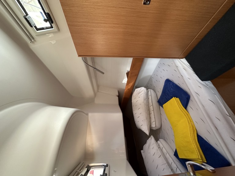 Location bateau Trogir pas cher Cruiser 34