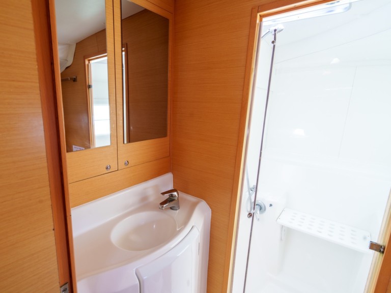 Location Catamaran à Papeete - Lagoon Lagoon 380 S2