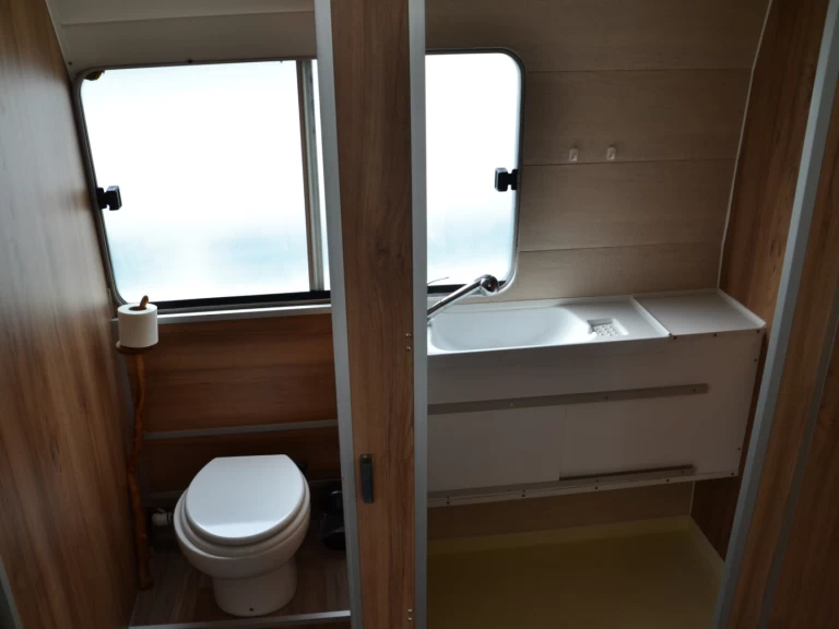 Louez un Jeanneau Classic Family 4-8 p. à Sablé-sur-Sarthe