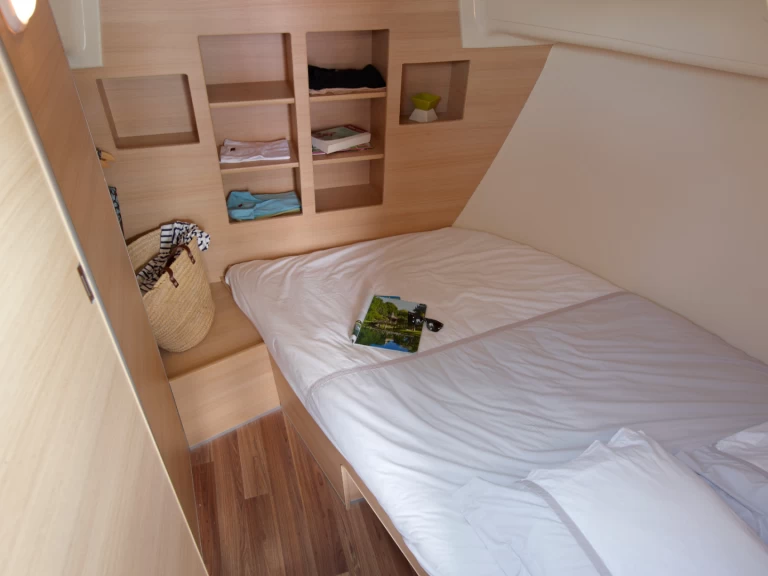 Location Péniche Nicols Yacht avec permis